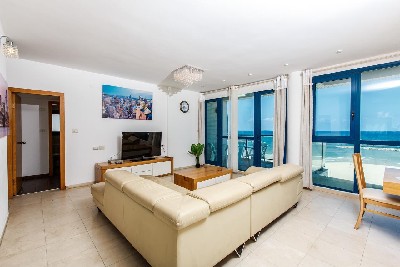 Ocean Front Apartments First Line To The Beach Tel Aviv Esterno foto