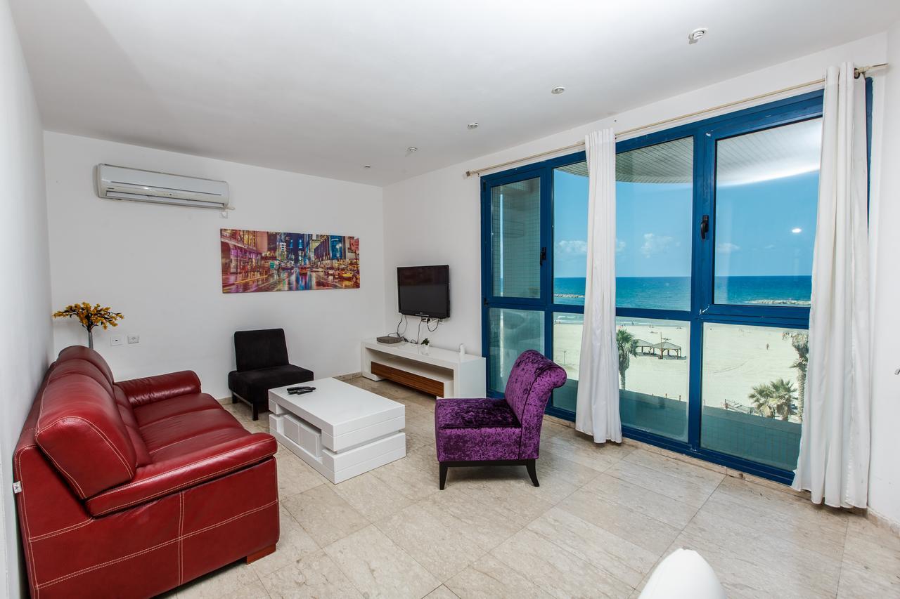Ocean Front Apartments First Line To The Beach Tel Aviv Esterno foto