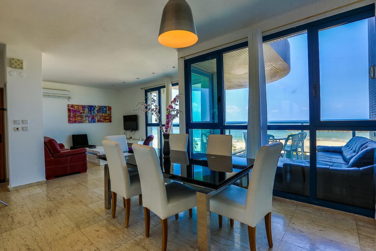 Ocean Front Apartments First Line To The Beach Tel Aviv Esterno foto