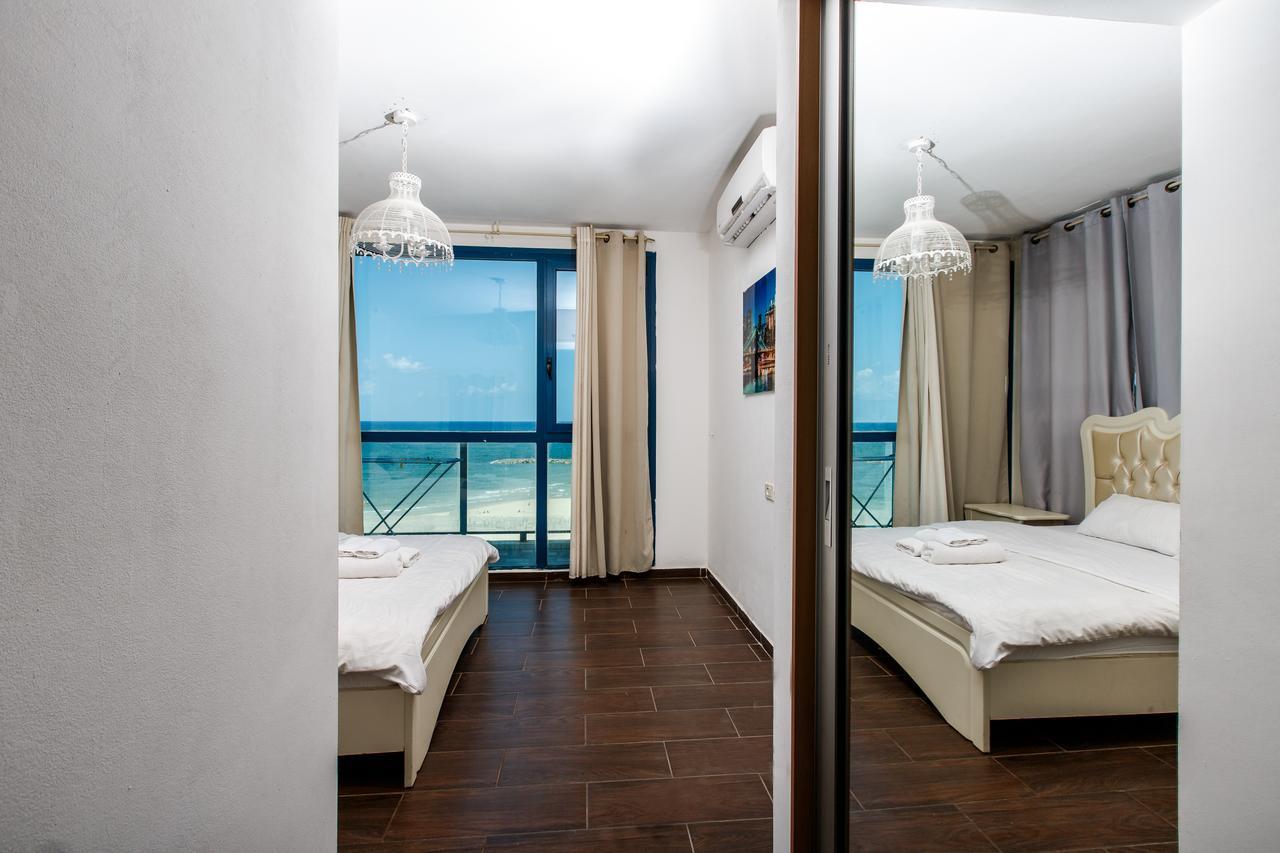 Ocean Front Apartments First Line To The Beach Tel Aviv Esterno foto