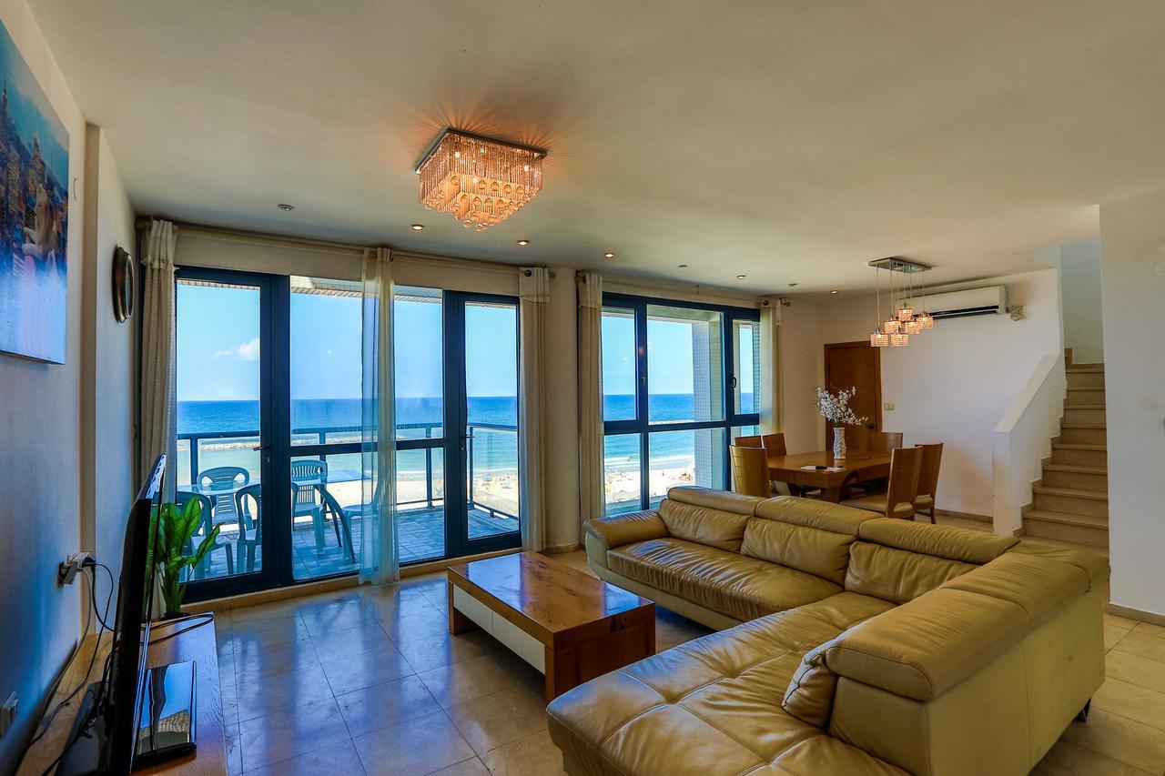 Ocean Front Apartments First Line To The Beach Tel Aviv Esterno foto
