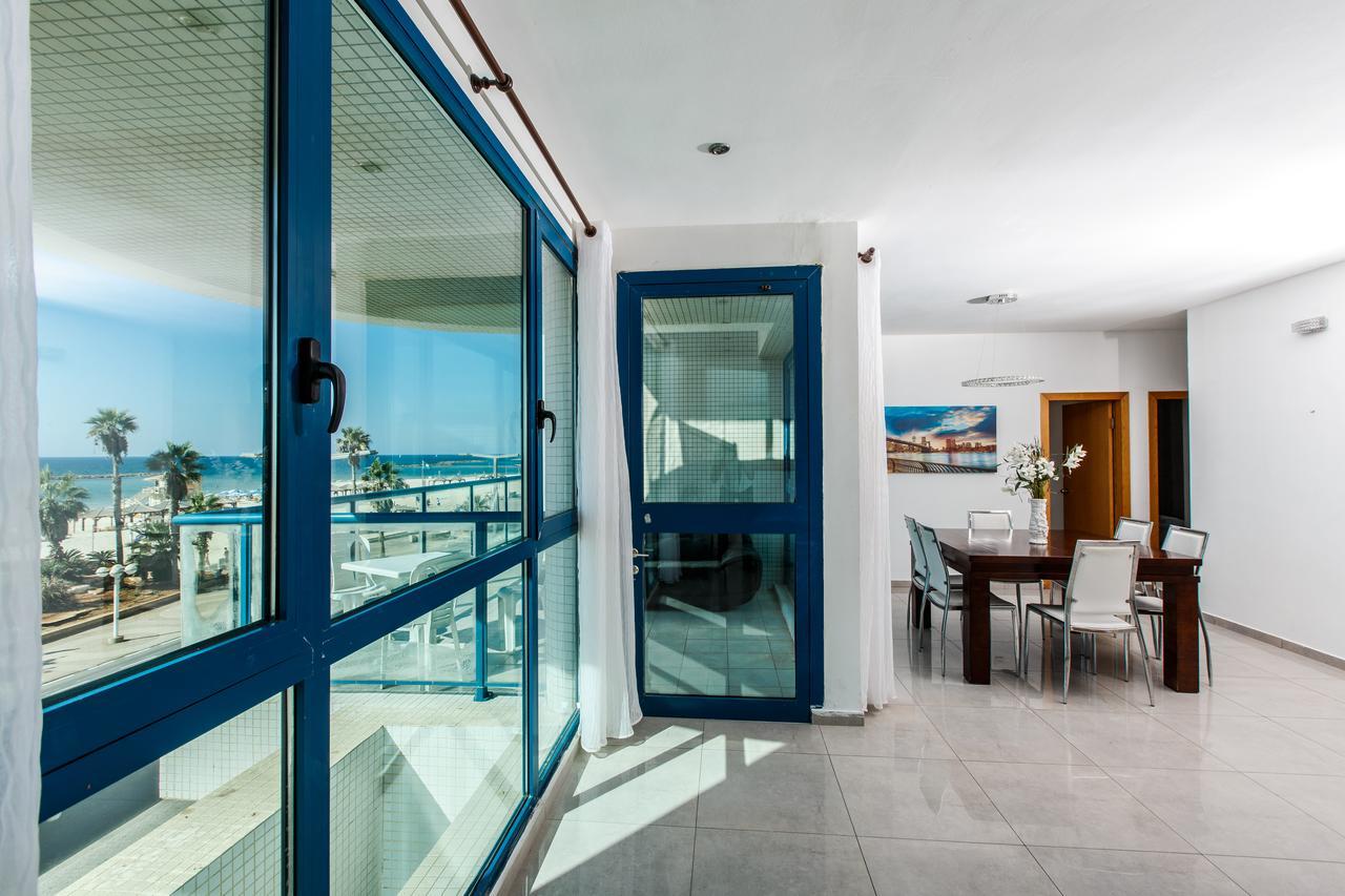 Ocean Front Apartments First Line To The Beach Tel Aviv Esterno foto